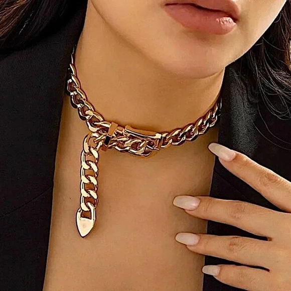 Gold Belt Buckle Design Exaggerated Oversized Chunky Choker - Picture 5 of 6